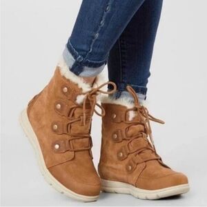 Sorel Women's Explorer Joan Waterproof Winter Boots SZ 8.5